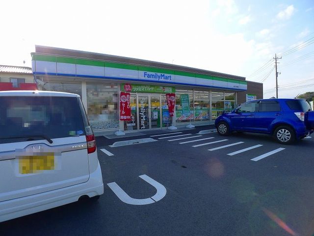 コンビニ　ファミリーマート太田下小林店（コンビニ）まで150m