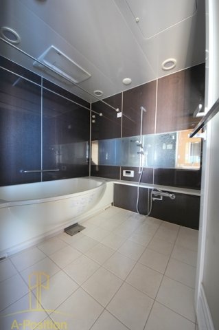 バス・シャワールーム　W.O.B.NISHIUMEDA（ウォブニシウメダ）