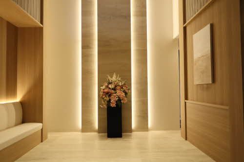 眺望　豪華な共用部が目を引きます。建物内エアコン完備で快適となっ…