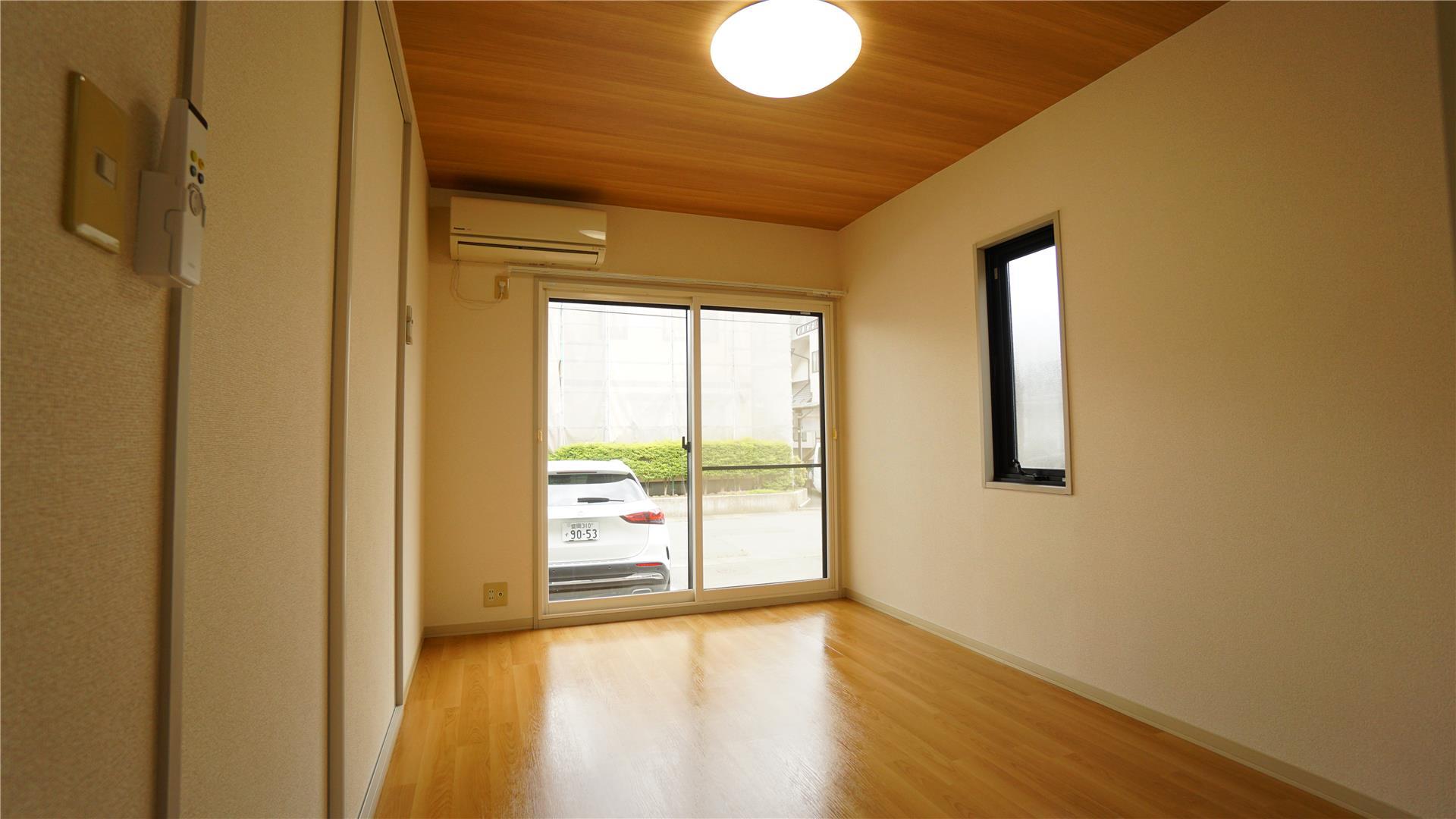 居室・リビング　別のお部屋のお写真です