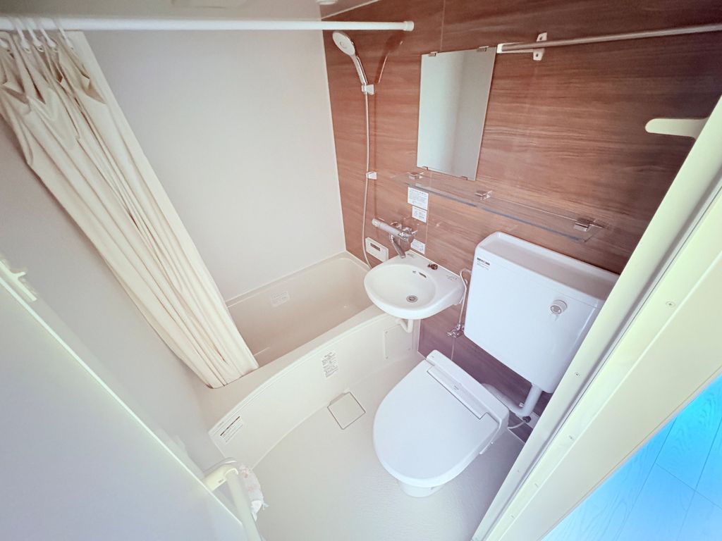 バス・シャワールーム　洗面