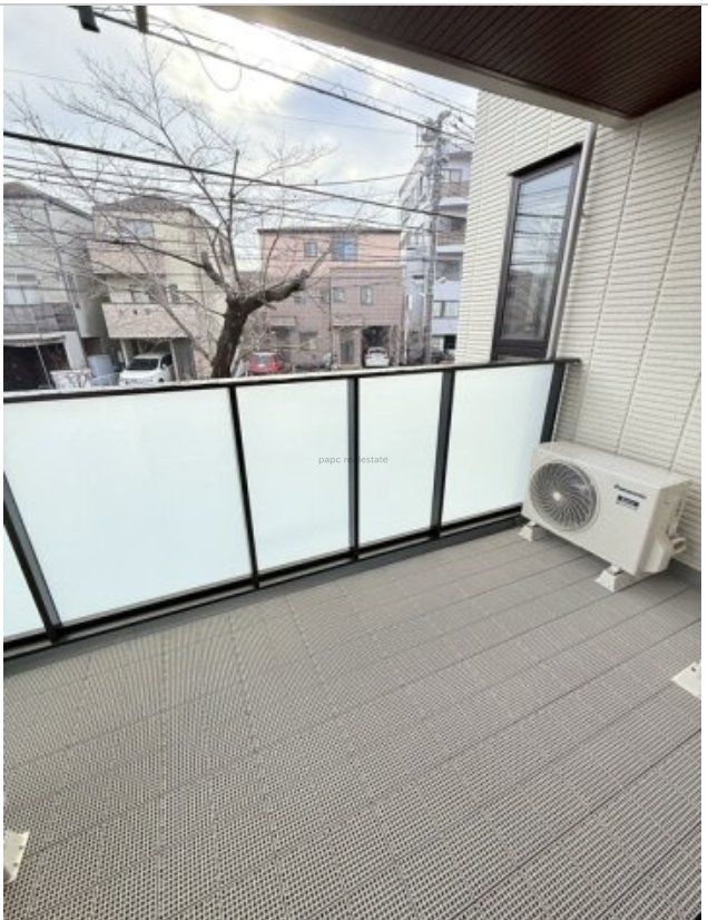 バルコニー　バルコニー