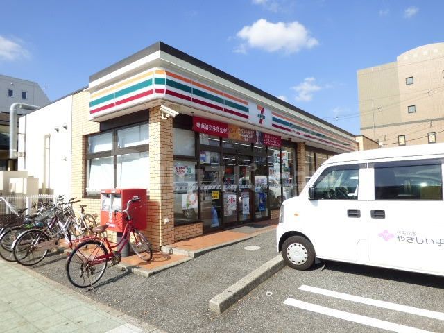 コンビニ　セブンイレブン千葉寺駅前店（コンビニ）まで400m