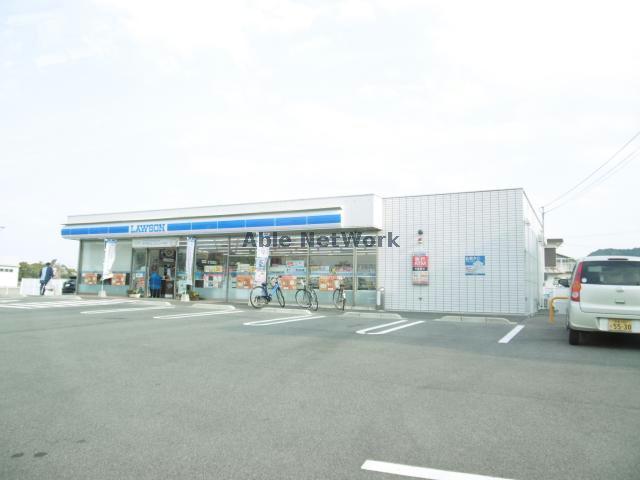 コンビニ　ローソン小松島日開野町店（コンビニ）まで371m