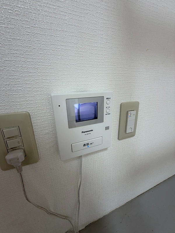 セキュリティ　TVインターホンです♪
