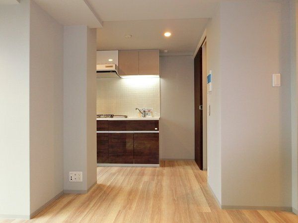 居室・リビング　☆明るい居間☆