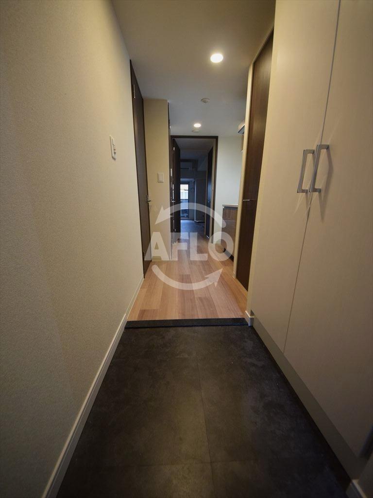 玄関　プレサンス本町エクセトラ　玄関