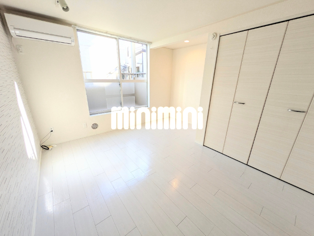 居室・リビング　たっぷり収納