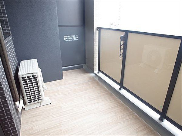 バルコニー　※同物件別部屋参照