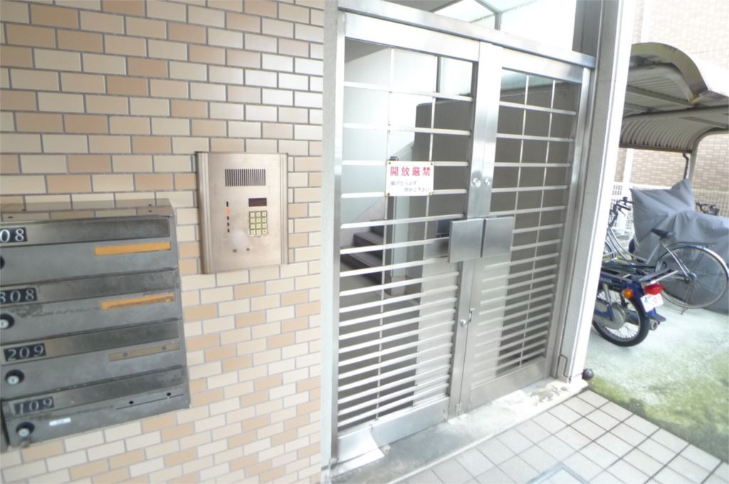 エントランス