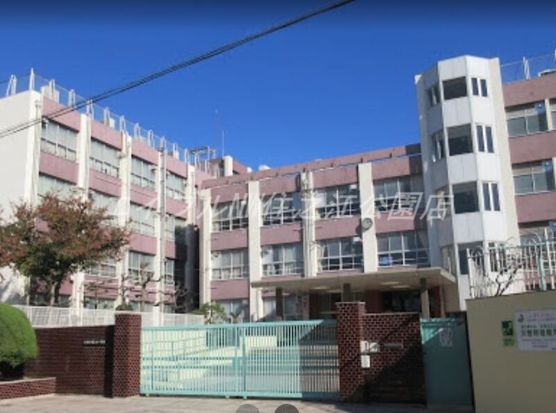 中学校　大阪市立墨江丘中学校（中学校）まで280m
