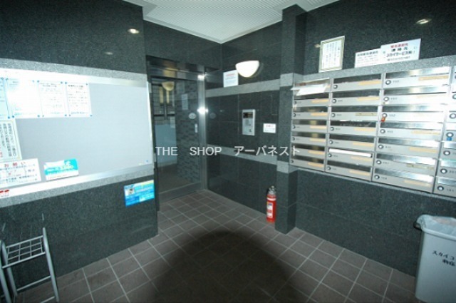 エントランス　オートロック