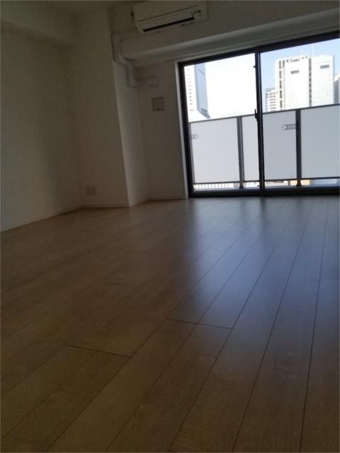 居室・リビング　別タイプ部屋　参考写真です