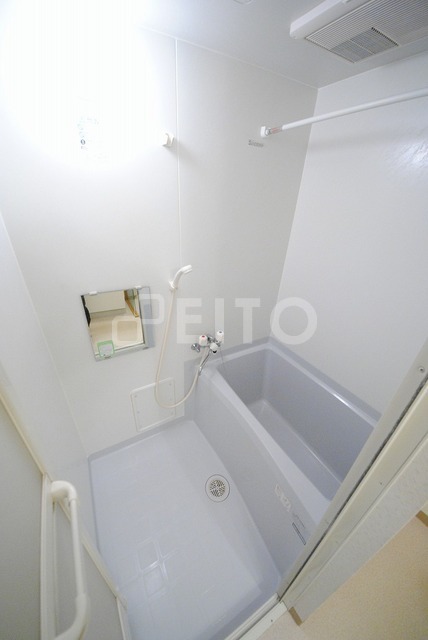 バス・シャワールーム　写真は１０５号室