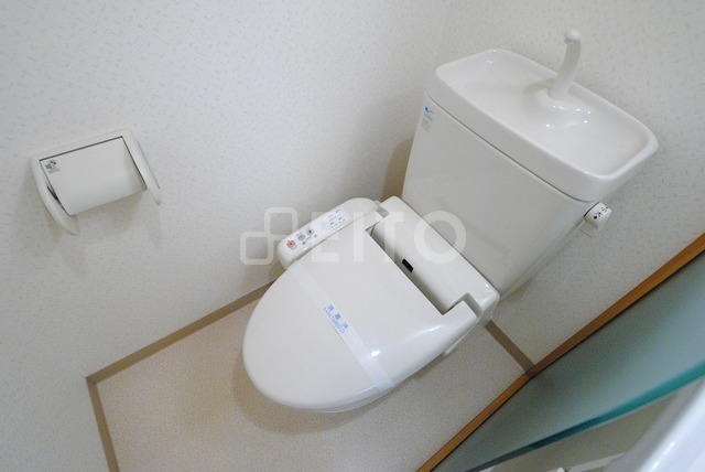 トイレ　写真は１０５号室