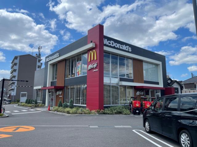 飲食店　マクドナルド枚方禁野店（飲食店）まで258m