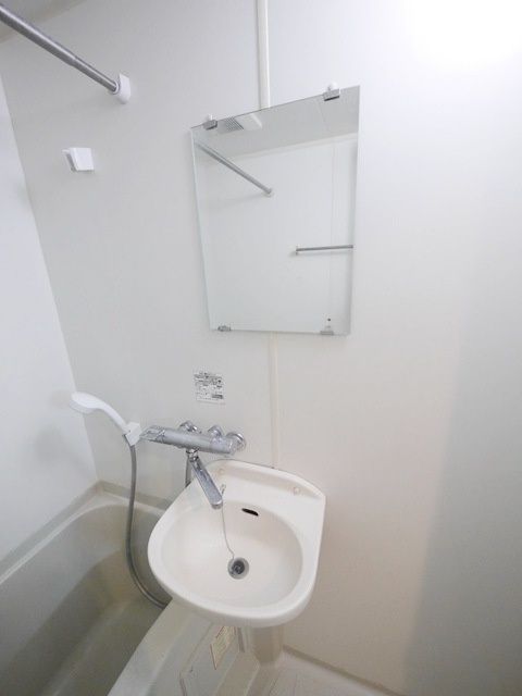 アルテーヌ新横浜の内装写真