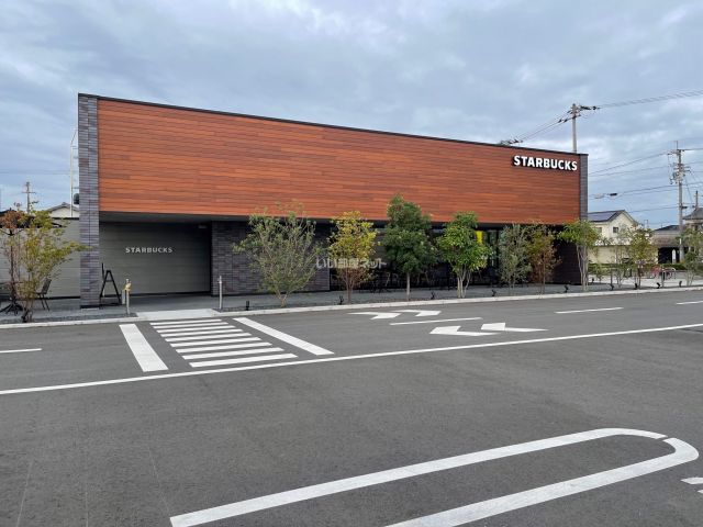 飲食店　スターバックスコーヒー　今治鳥生店（飲食店）まで947m