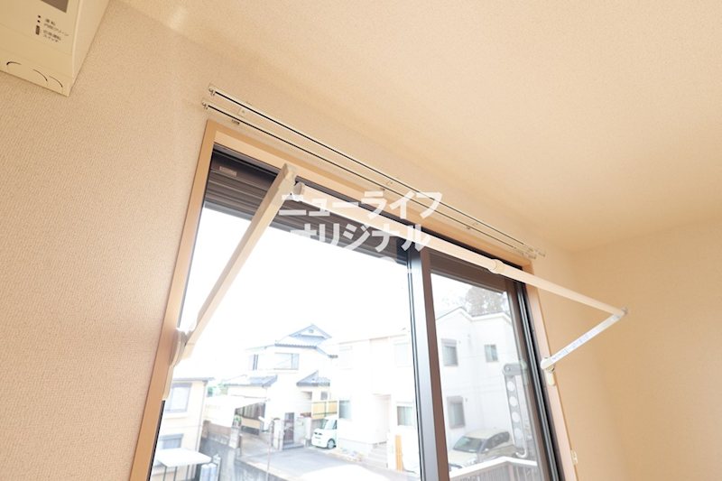 その他設備　雨の日や花粉の季節に助かる室内物干し！