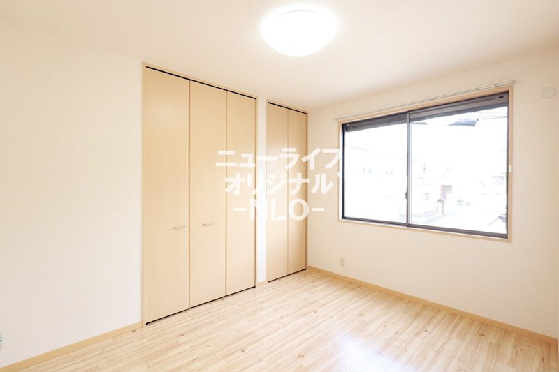 その他　【5.9帖洋室】大きめの収納がありお部屋を広く使えます！
