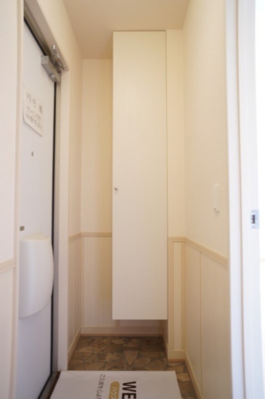 玄関　図面と現状に相違がある場合には現状を優先