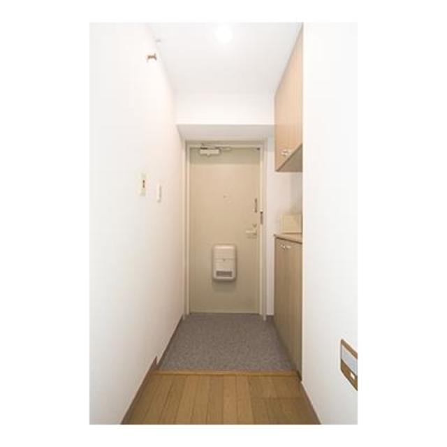 玄関　※写真は同タイプ住戸です。