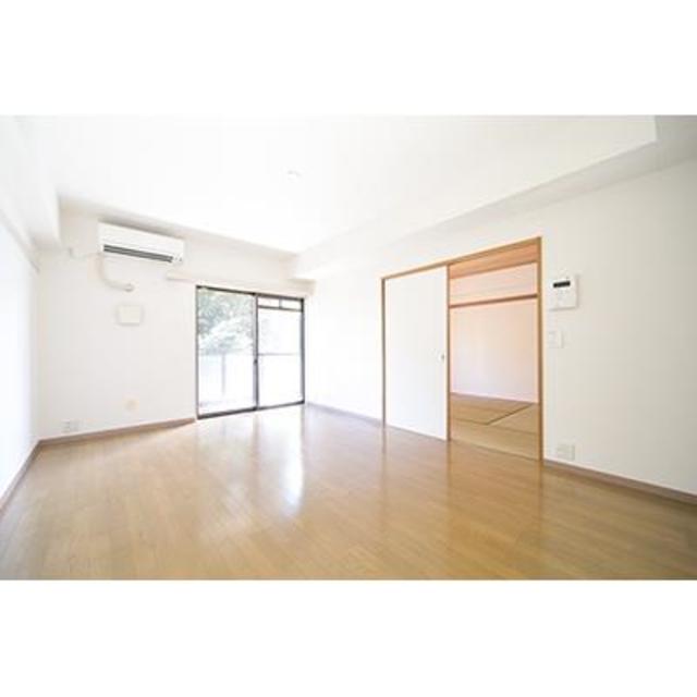 居室・リビング　※写真は同タイプ住戸です。