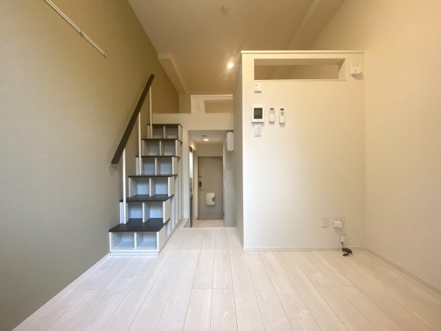 居室・リビング　別号室イメージの為、現状を優先致します。