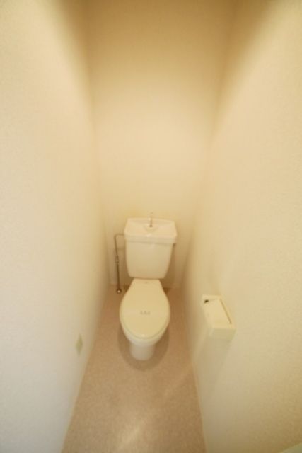 トイレ　★お部屋探しは株式会社タウンハウジング東京まで★