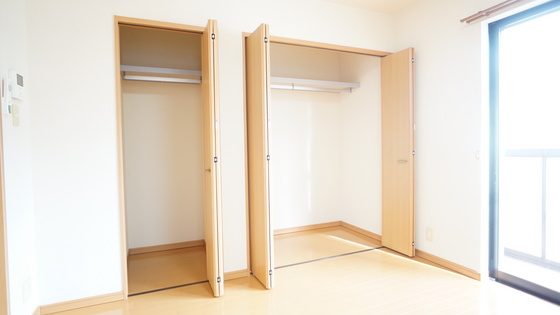 収納　クローゼット