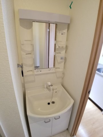 洗面設備　同施工会社施工物件の参考写真になります※現況優先