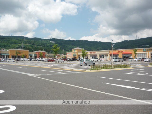 ショッピングセンター　（株）デリシア／デリシア岡谷店（ショッピングセンター）まで471m