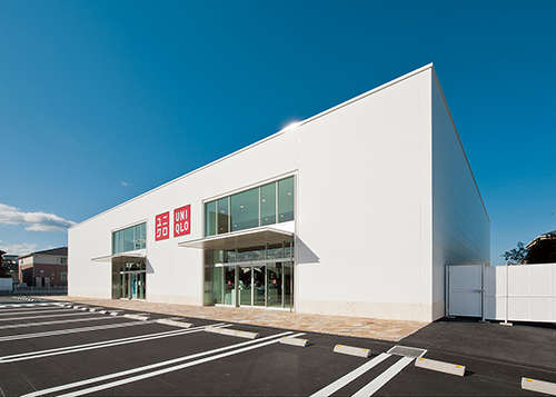 ショッピングセンター　ユニクロ 岡山十日市店（ショッピングセンター）まで414m