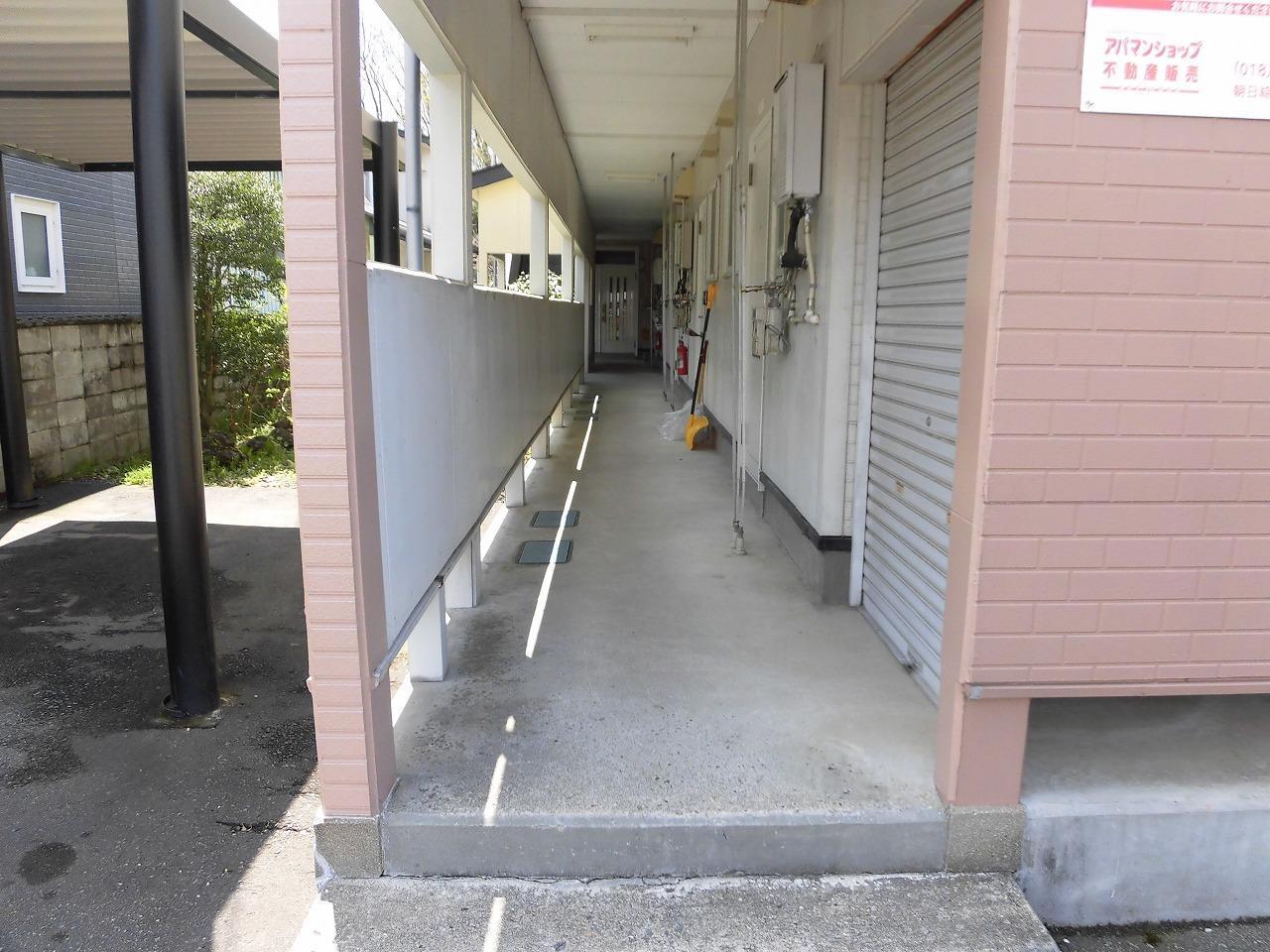 エントランス　エントランス