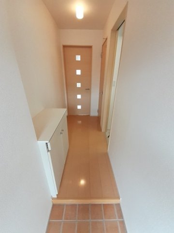 玄関　明るい玄関です