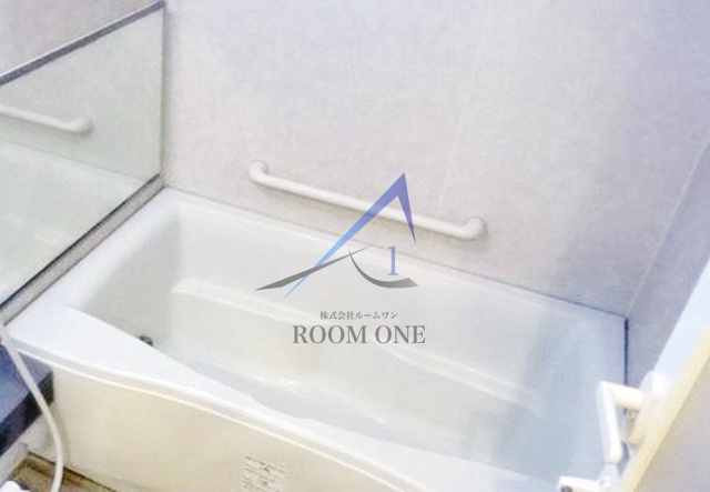 バス・シャワールーム　お風呂です。