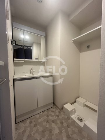 洗面設備　スプランディッド新大阪V　洗面台