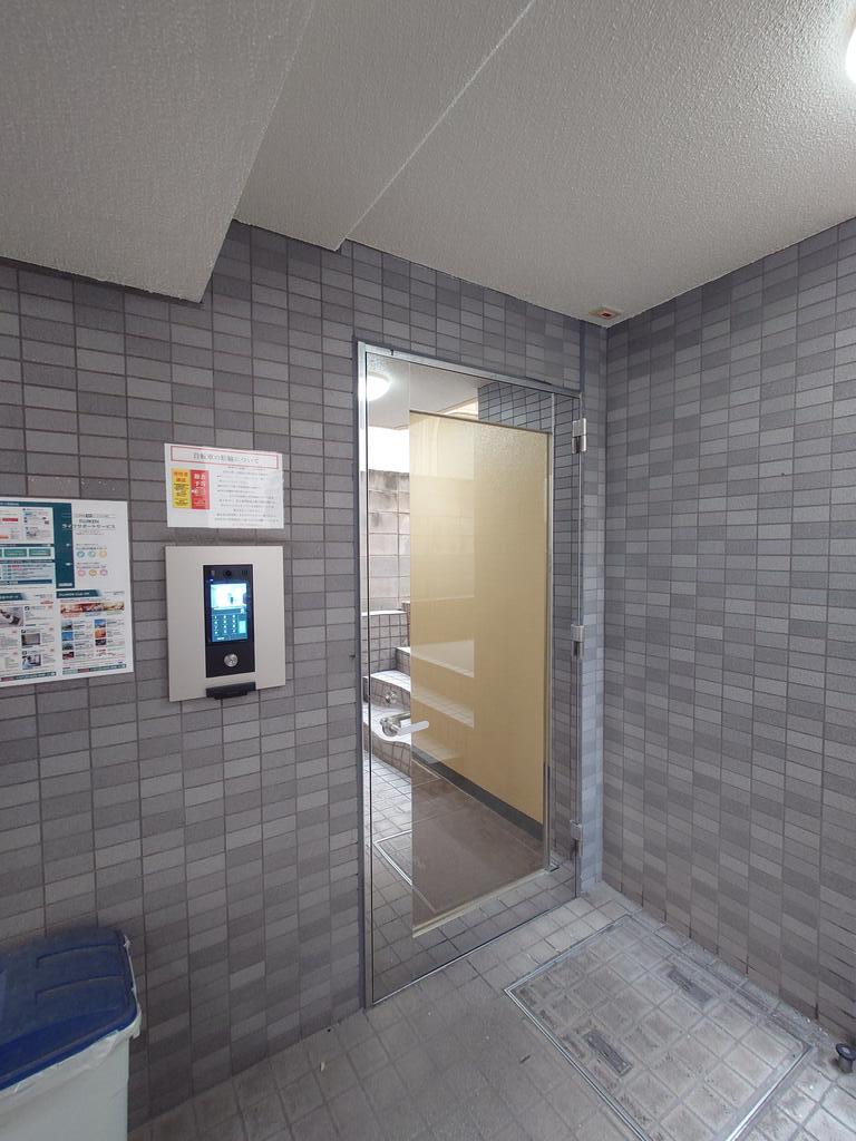 エントランス　ブルーム学芸大II　学芸大学駅　武蔵小山駅　目黒本町　賃貸