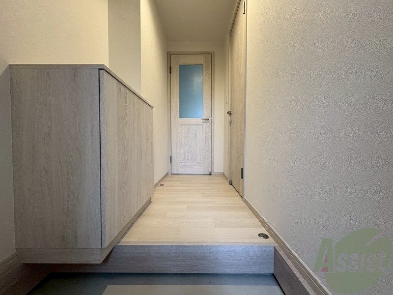 玄関　玄関から撮影しました。イメージを掴んでください。