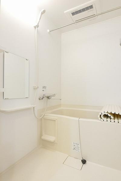 バス・シャワールーム　浴室