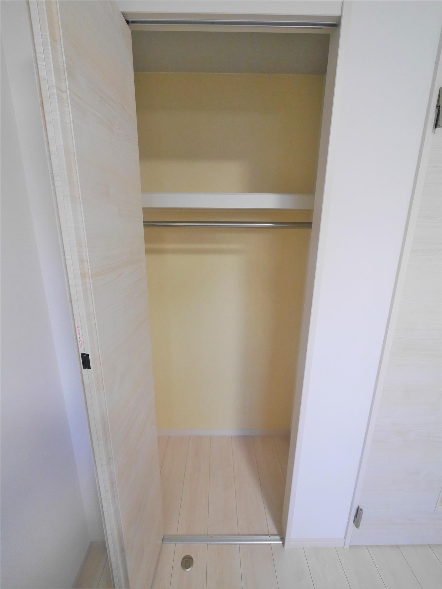 その他　同仕様写真（モデルルーム写真のため入居時家具・備品等はついて