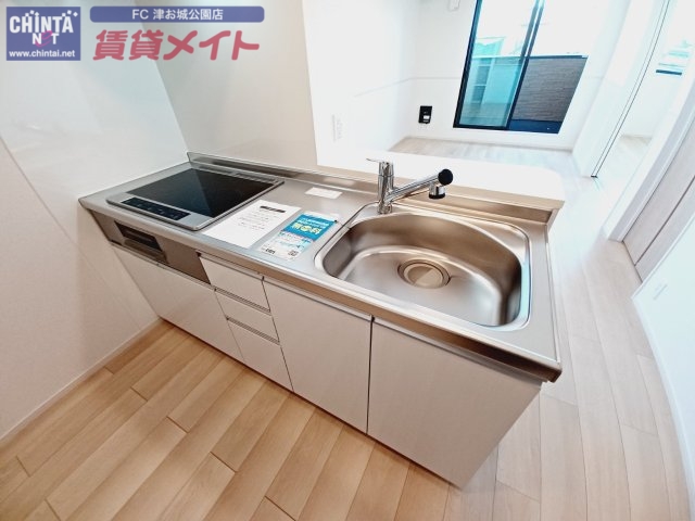 キッチン　同型参考写真