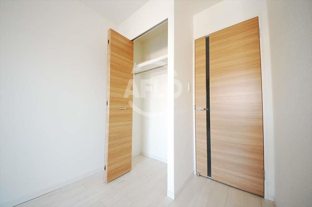 収納　スプランディッド難波　クローゼット