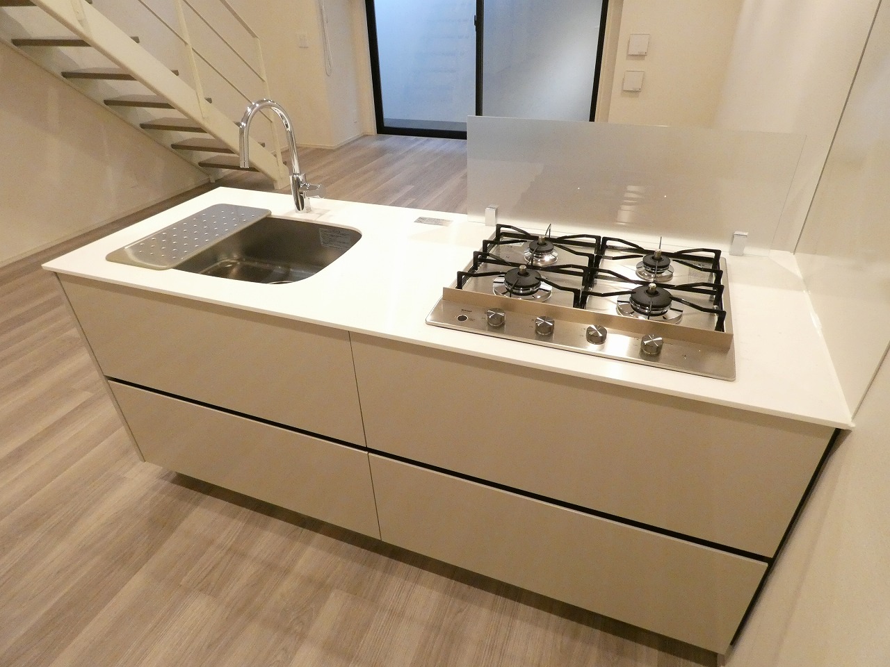 キッチン　キッチン