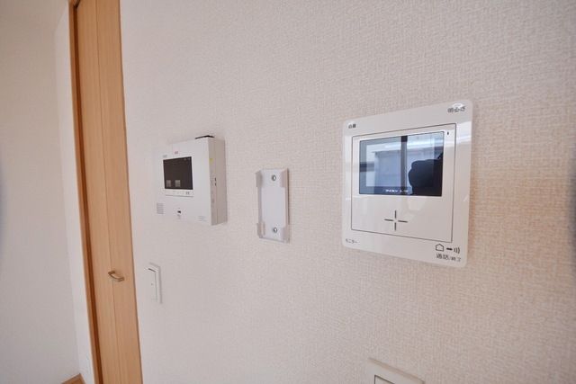 セキュリティ　★モニター付きインターホン★