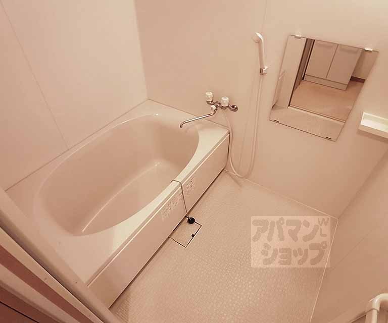 バス・シャワールーム　広めのバス