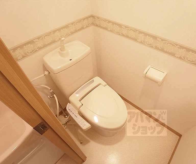 トイレ　ウォシュレット装備