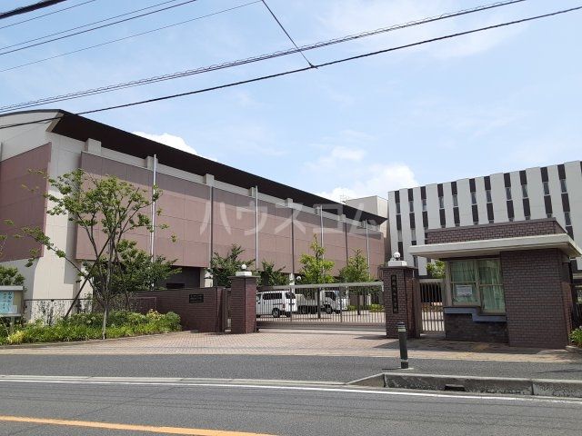 中学校　私立国府台女子学院中学部（中学校）まで558m