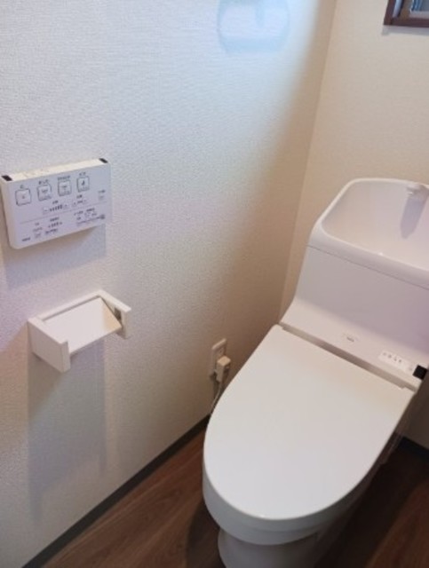 トイレ　他部屋参考。