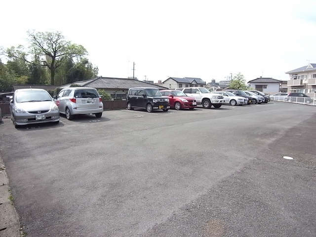 駐車場　駐車場です